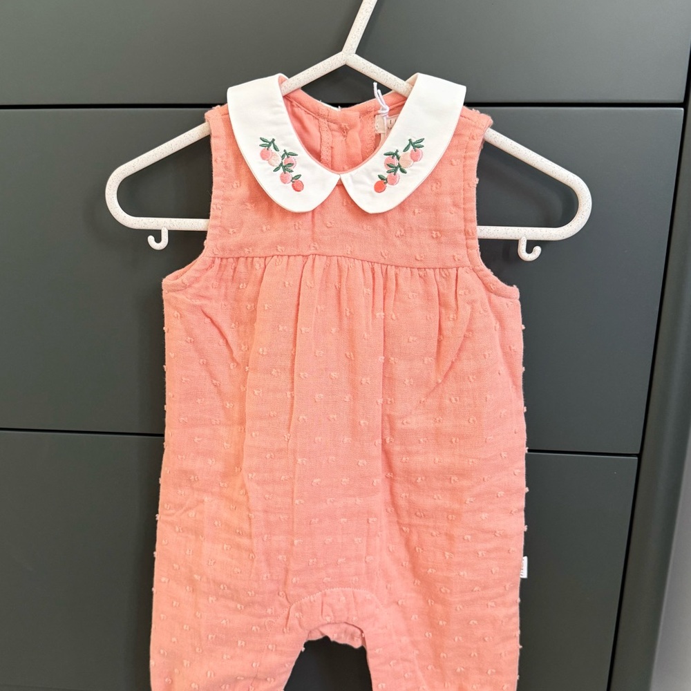 Firsts by Petit Lem Coral Papaya Dotted Double Gauze Jumpsuit 3 months NWT